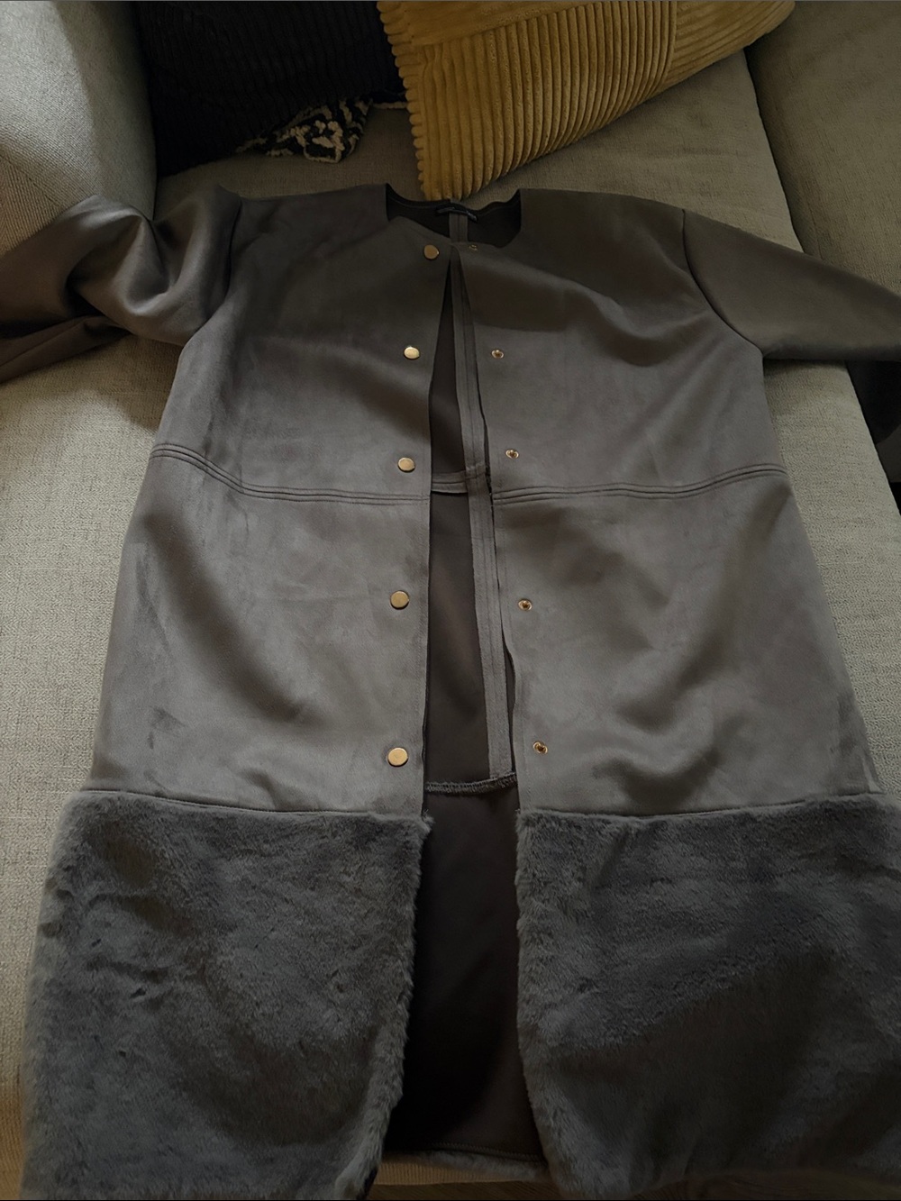 Classic Women's gray Faux-Shearling Coat